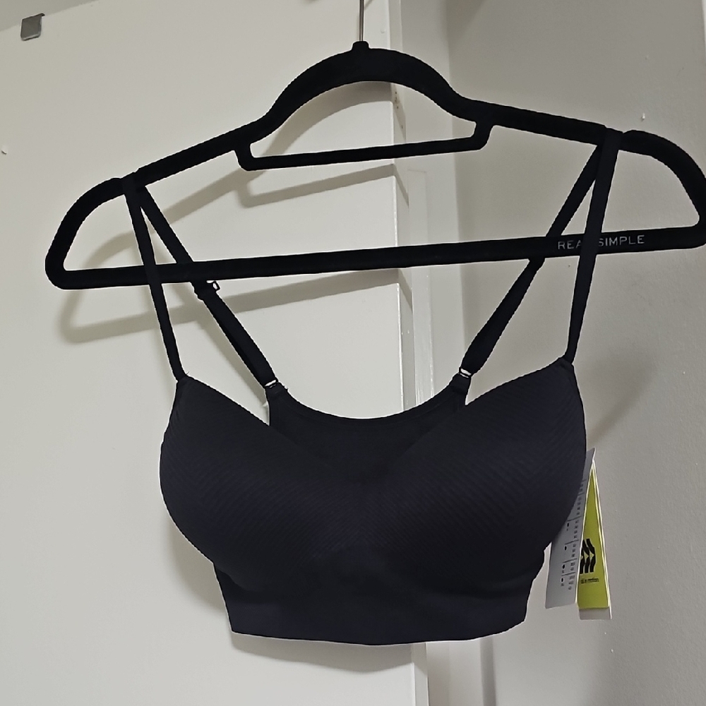 NWT All In Motion Sports Bra Medium Support BlacK XS